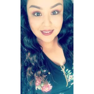 Meet your Posher, Mayra